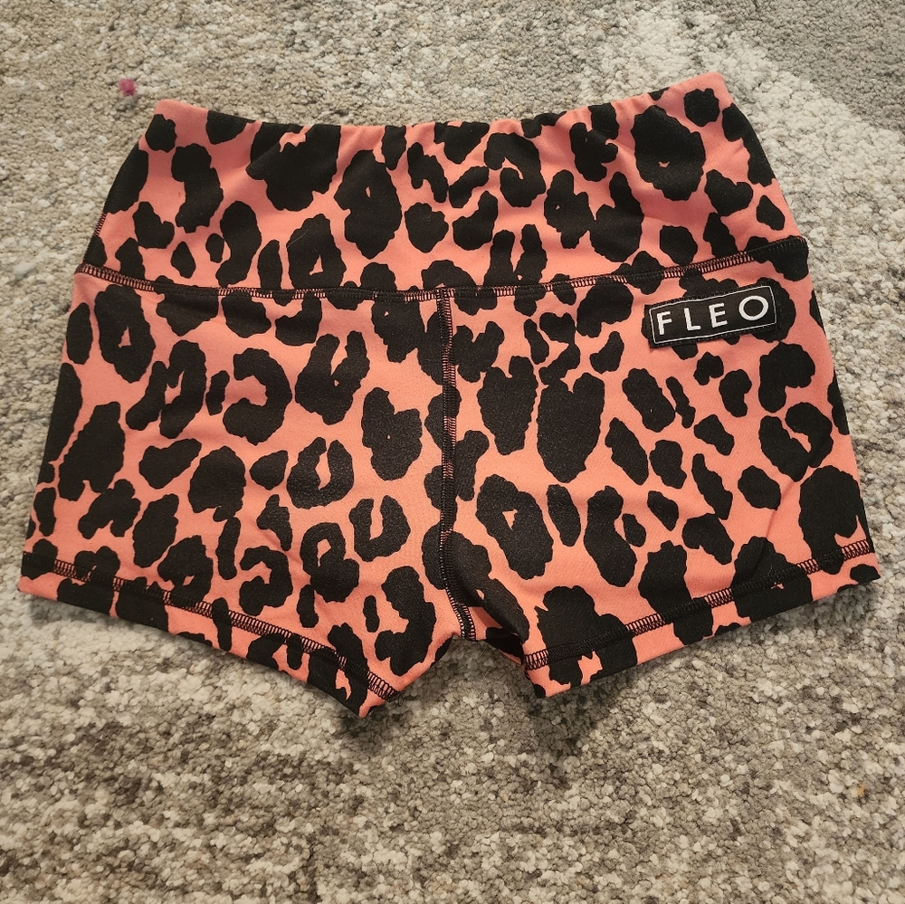 Fleo Coral Leopard Original Shorts